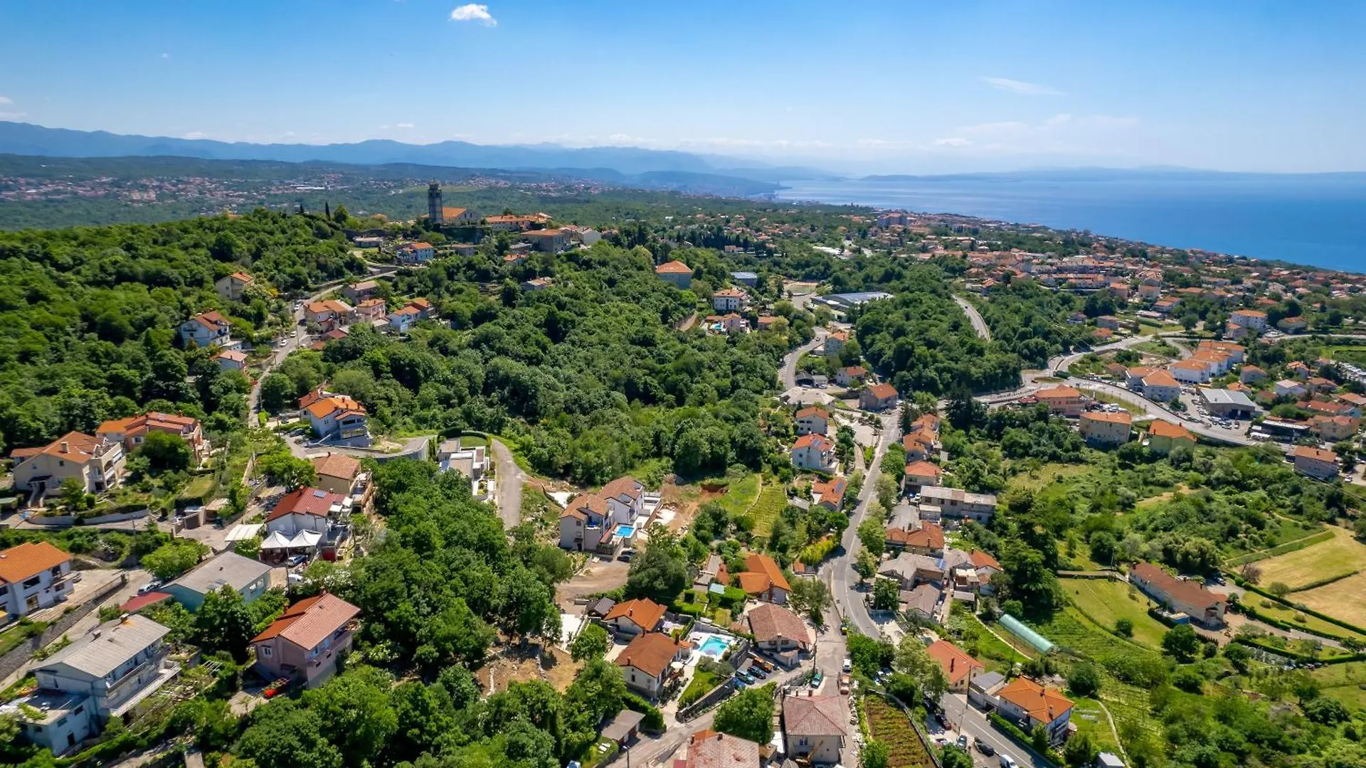 Srok Luxury Apartment With Pool Kastav