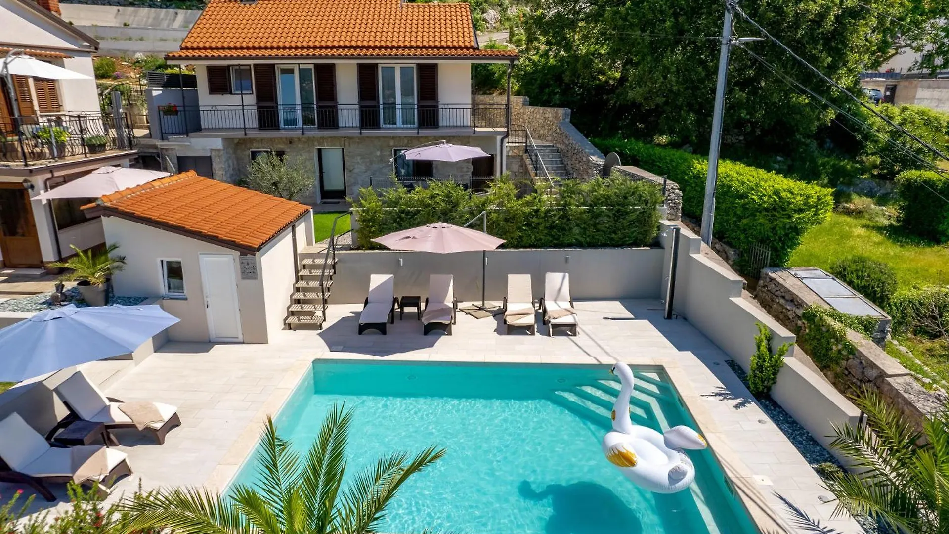 Srok Luxury Apartment With Pool Kastav