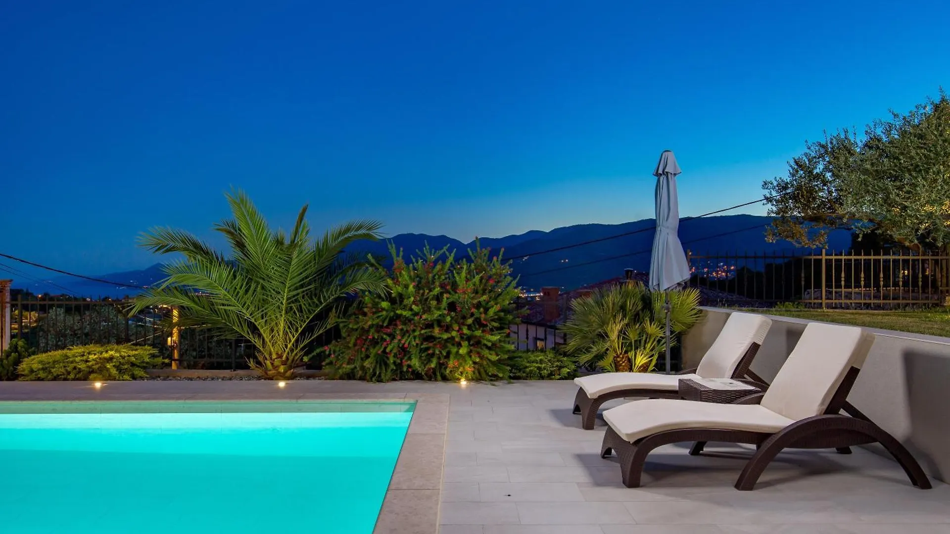 Srok Luxury Apartment With Pool Kastav Croatia