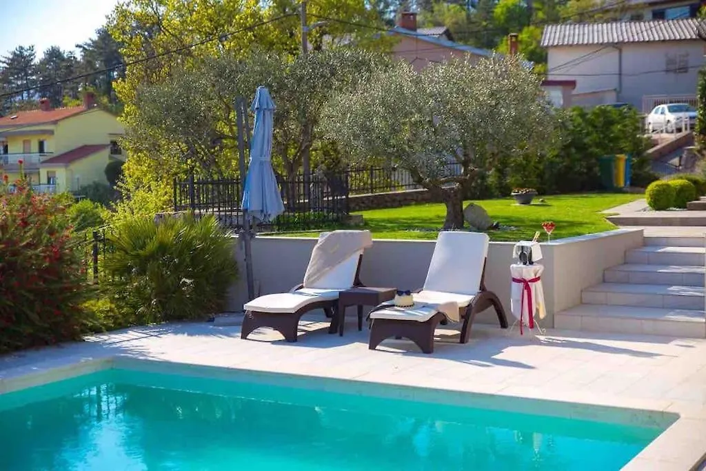 Srok Luxury Apartment With Pool Kastav 0*,