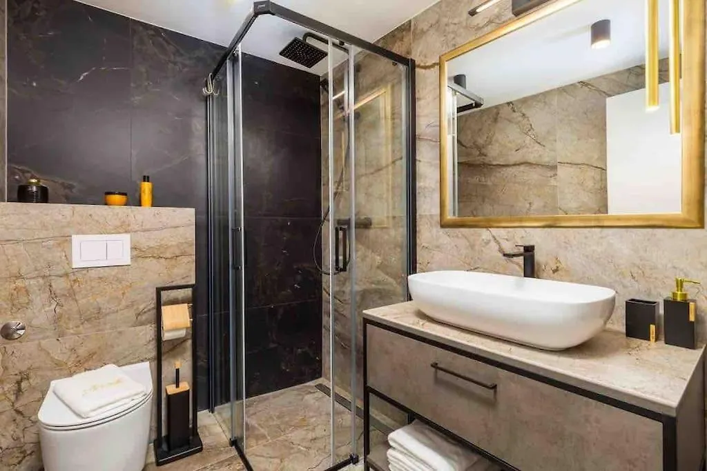 Srok Luxury Apartment With Pool Kastav